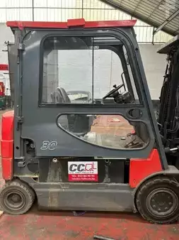 Elektro čtyřkolový VZV 2004  Toyota 7FBMF30 (2)
