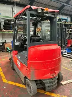Elektro čtyřkolový VZV 2004  Toyota 7FBMF30 (3)