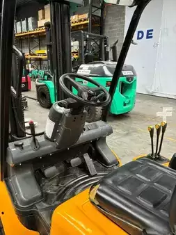 Treibgasstapler 2012  Hyundai 30L-7A (7)