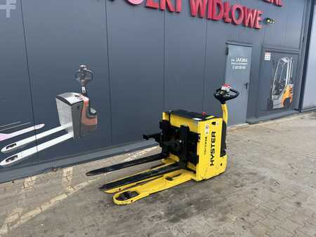 Warehouse Equipment 2017  Hyster S2.4HBE (2)