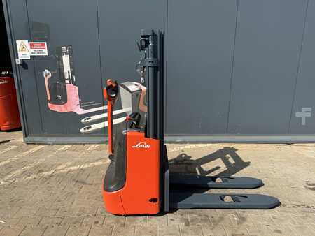 Stacker pedestre 2016  Linde L 12 (22)