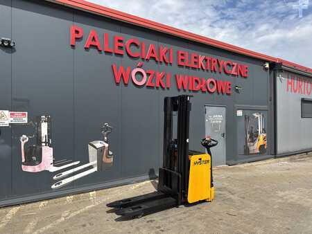 Wózek wysokiego podnoszenia 2013  Hyster S 1.6 IL AC (10)
