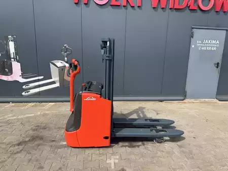 Wózek wysokiego podnoszenia 2018  Linde L 12 i (10)