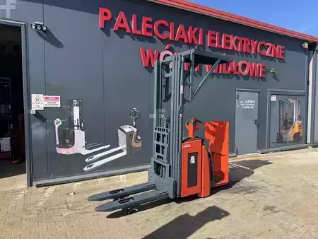 Wózek wysokiego podnoszenia 2019  Linde L14Ap (38)