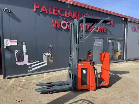 Wózek wysokiego podnoszenia 2019  Linde L14Ap (4)
