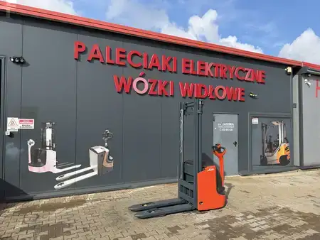 Wózek wysokiego podnoszenia 2019  Linde L12i (1)