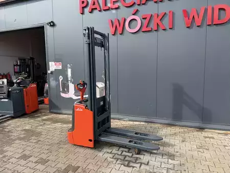 Wózek wysokiego podnoszenia 2019  Linde L12i (11)