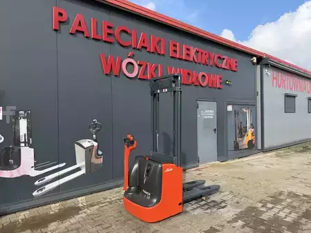 Wózek wysokiego podnoszenia 2019  Linde L12i (25)