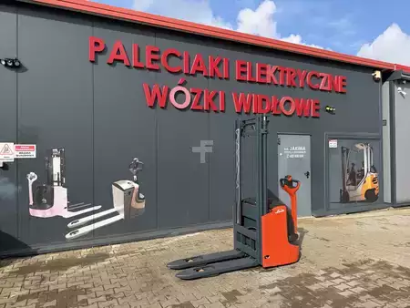 Wózek wysokiego podnoszenia 2019  Linde L12i (4)