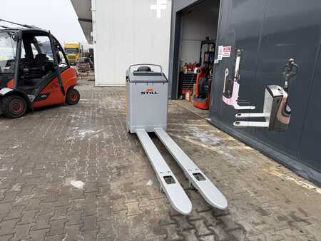 Nízkozdvižný vozík 2018  Still EXU-S 24 (10)