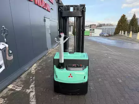 Magasemelésű béka 2017  Mitsubishi SBP16N2 (1)