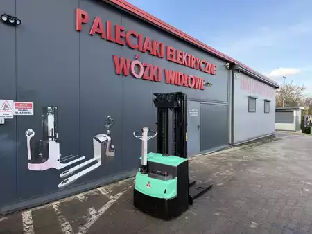 Magasemelésű béka 2017  Mitsubishi SBP16N2 (10)