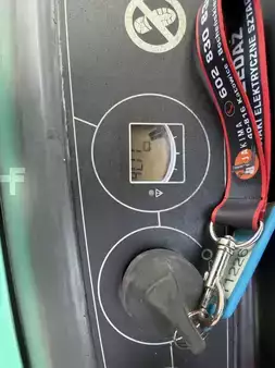 Magasemelésű béka 2017  Mitsubishi SBP16N2 (5)