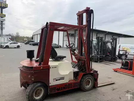 Diesel gaffeltruck 1990  Manitou MI 305 (21)