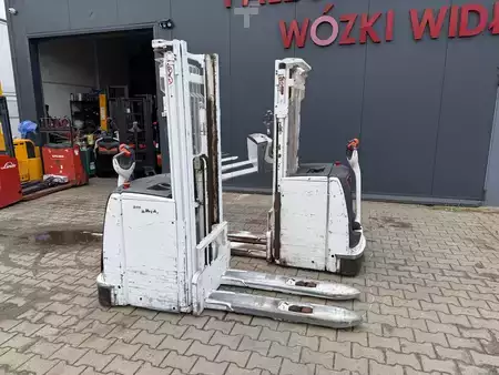 Wózek wysokiego podnoszenia 2021  Linde L14 (18)