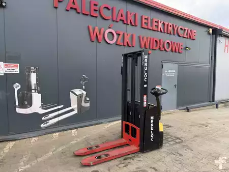 Wózek wysokiego podnoszenia  Hyster S1.2 (16)