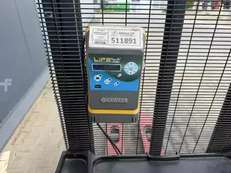 Wózek wysokiego podnoszenia  Hyster S1.2 (24)
