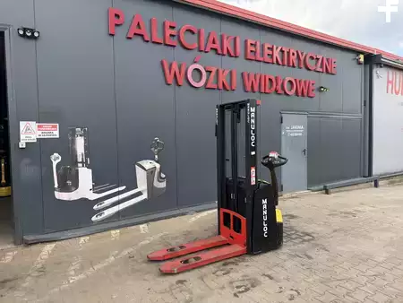 Wózek wysokiego podnoszenia 2019  Hyster S1.2 (3)
