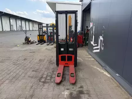 Wózek wysokiego podnoszenia  Hyster S1.2 (7)