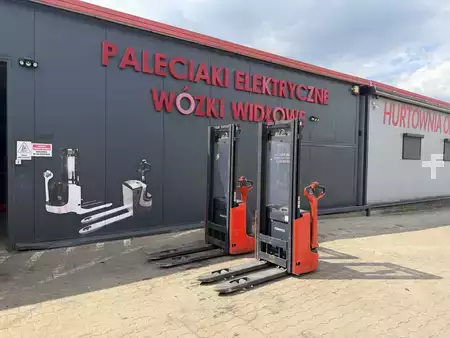 Wózek wysokiego podnoszenia  Linde L12 (23)