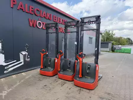 Wózek wysokiego podnoszenia  Linde L12 (14)