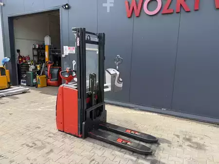 Wózek wysokiego podnoszenia  Linde L14 (15)