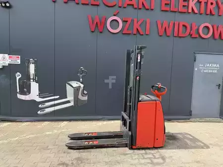 Wózek wysokiego podnoszenia  Linde L14 (2)