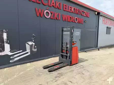 Wózek wysokiego podnoszenia  Linde L14 (22)