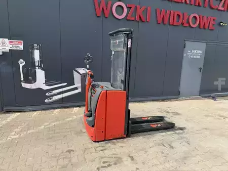 Wózek wysokiego podnoszenia  Linde L14 (3)