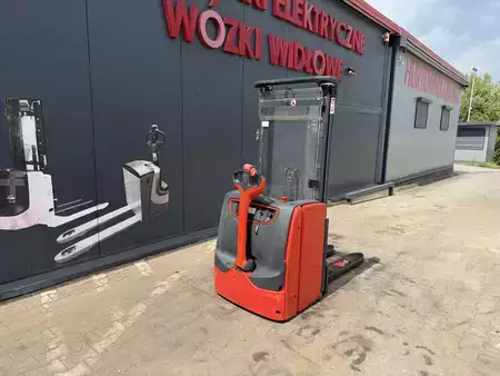 Wózek wysokiego podnoszenia  Linde L14 (7)