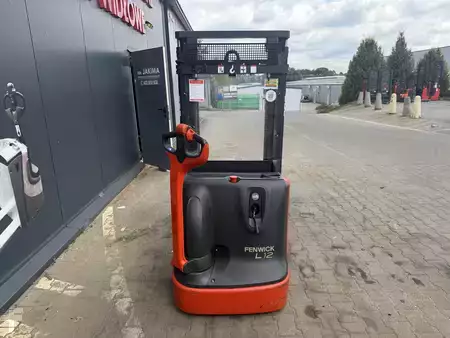 Wózek wysokiego podnoszenia  Linde L12i (13)