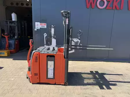 Wózek wysokiego podnoszenia  Linde L06 AC (20)