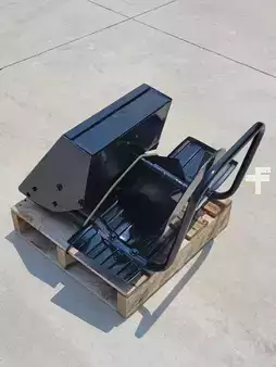 Other 2016  Bobcat SAND SPREADER (10)