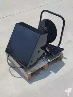 Other 2016  Bobcat SAND SPREADER (9)