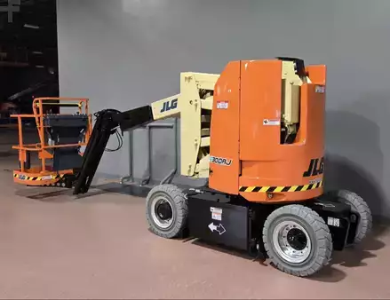 Other 2017  JLG E300AJ (5)