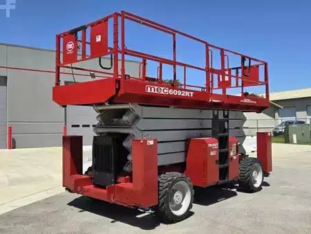 Montacargas Todo Terreno 2015  Meclift 6092RT (2)