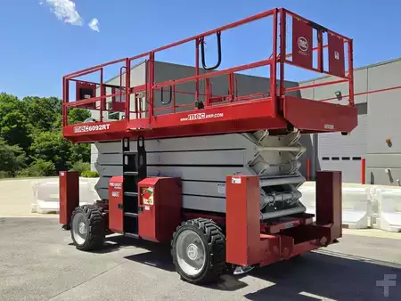 Montacargas Todo Terreno 2015  Meclift 6092RT (5)