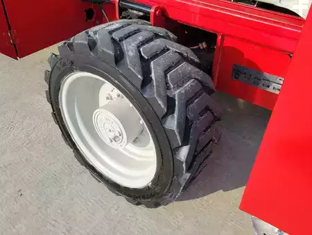 Montacargas Todo Terreno  Meclift 6092RT (9)