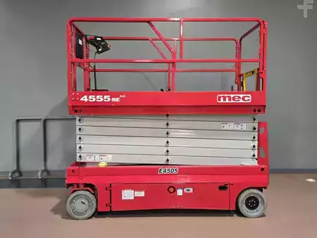 4-Wheel Electric 2023  Meclift 4555SE (1)