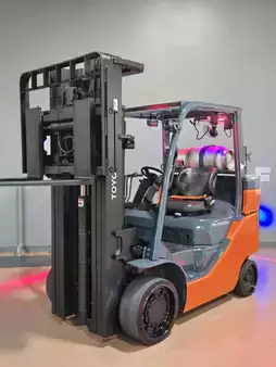 Montacargas GLP 2020  Toyota 8FGC35U-BCS (7)