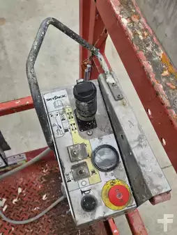 4-Wheel Electric 2017  Skyjack SJIII3219 (10)