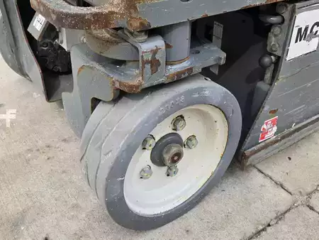 4-Wheel Electric 2017  Skyjack SJIII3219 (11)