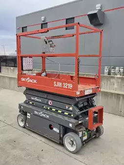 4-Wheel Electric 2017  Skyjack SJIII3219 (2)