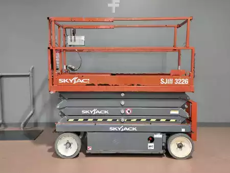 4-Wheel Electric 2017  Skyjack SJIII3226 (1)
