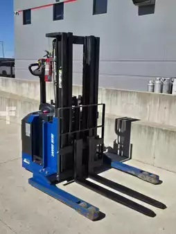 Turret Truck 2021  Blue Giant BGS30-157 (4)