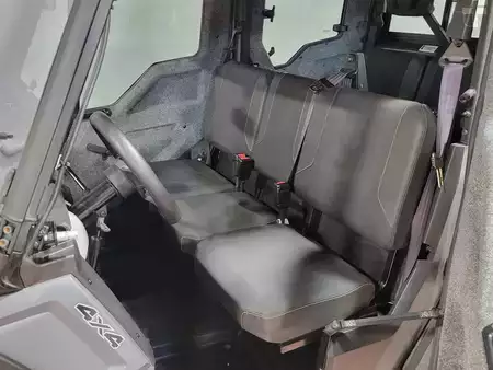 Misceláneos 2019  Cushman HAULER 4X4 (12)