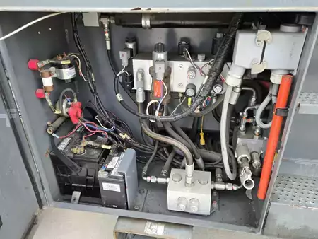 Montacargas Todo Terreno 2017  Skyjack SJ9250 RT (16)