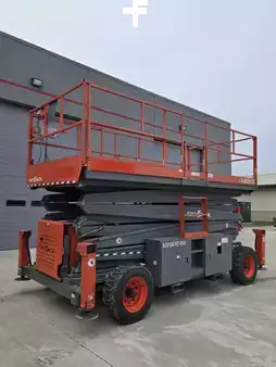 Montacargas Todo Terreno 2017  Skyjack SJ9250 RT (2)