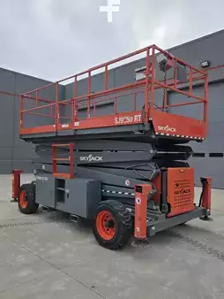 Montacargas Todo Terreno 2017  Skyjack SJ9250 RT (5)