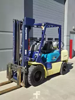 Propane Forklifts 2001  Komatsu FG30HT-12 (3)